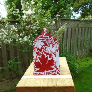 Red and White Maple Leaf Luggage Tag