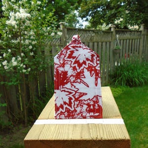 Red and White Maple Leaf Luggage Tag