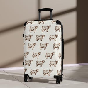 Suitcase Highland Cow Luggage Stylish Bag for Vacation Carry On for Cow Enthusiasts Gifts for Cow Lover Travel Tote Weekend Bag Cow