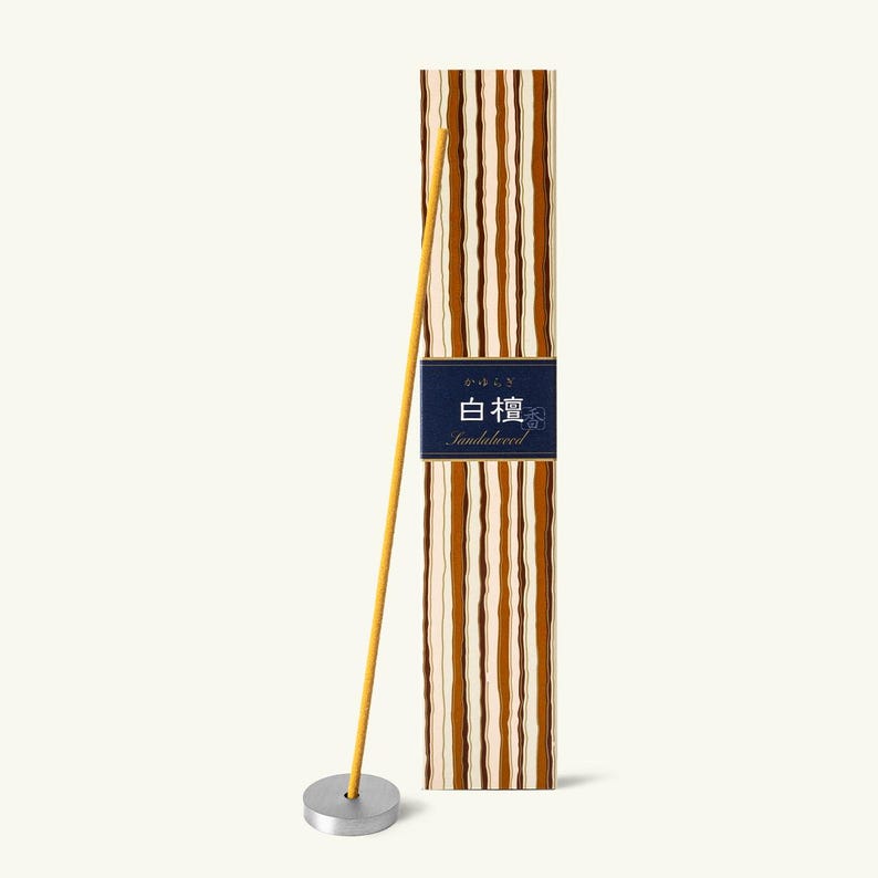 Bastoncini di incenso giapponese Nippon Kodo Kayuragi in legno di sandalo – caldo e legnoso immagine 1