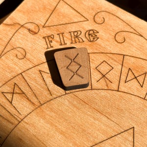 Tabla Ouija, tabla de adivinación, práctica espiritual, tablero de péndulo, tablero parlante, regalo para brujas, regalos místicos espirituales de brujas, herramientas de adivinación