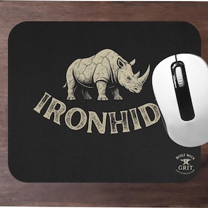 Ironhide Rhino musmatta | Unikt skrivbordstillbehör, kontorsinredning, present till djurälskare, gamermusmatta, present till noshörningsälskare
