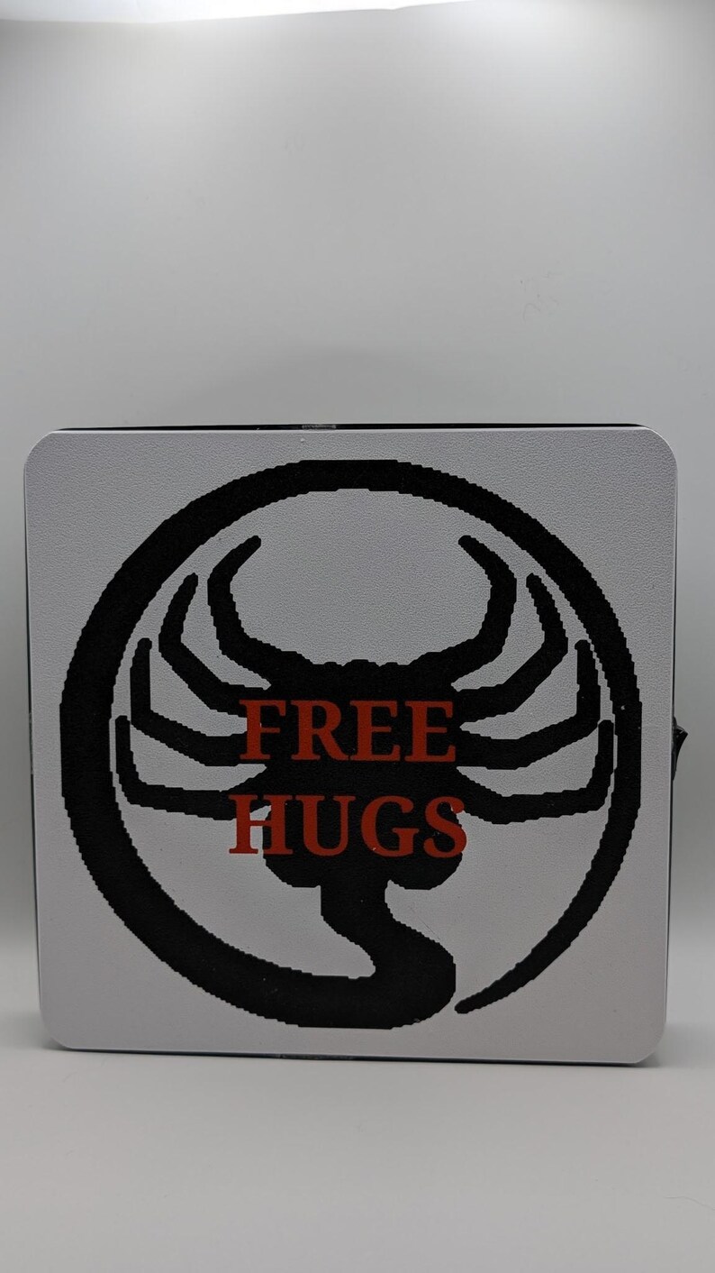 Lighted Alien Free Hugs Sign - Illuminated Wall Art With Power Adapter ...