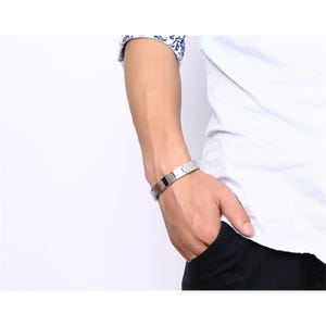Carte d'identité médicale personnalisée gravée avec chaîne de bracelet d'alerte pour diabétiques et allergies - Alerte médicale d'urgence, cadeau personnalisé pour papa, fête des pères, lui