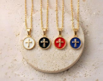Colar minimalista com pingente de cruz pequena - Banhado a ouro 18K, elegante pingente de cruz cristã - Joia religiosa para presente - Colar com cruz esmaltada