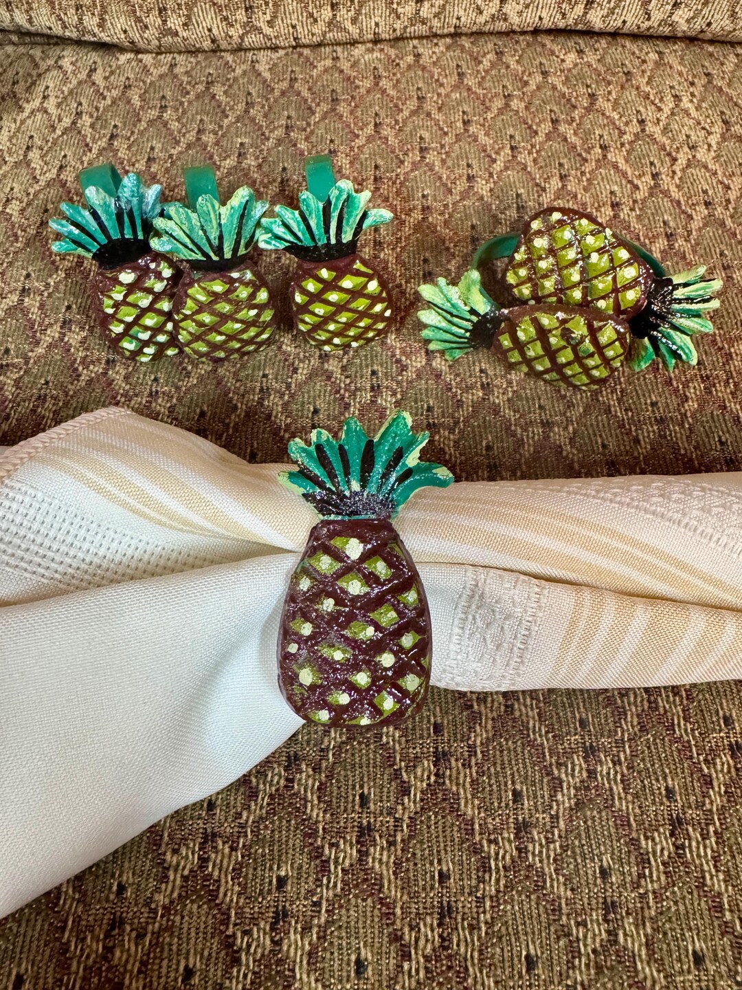 Pinpoint Napkin Rings Set of 6 Vintage Handpainted Pineapple Napkin Rings - Etsy