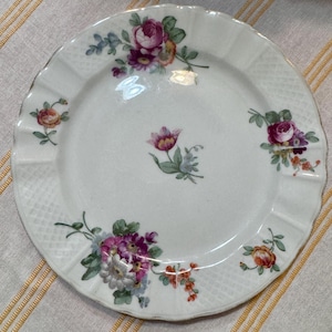 Rare Vintage Antique L. Bernardaud Limoges France porcelain 7 3/8 inch salad plate