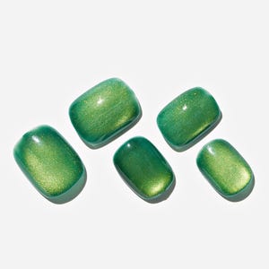 Cat Eye/Basil(Handmade) Press On Nails，Reusable Nails，party press on nails，wedding nails gift，short squoval，Girl gift，Gift For Her