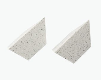 2-Piece Pyramid Puzzle • Impossible Geometry Brain Teaser • 3D Printed Logic Puzzle Gift for Adults