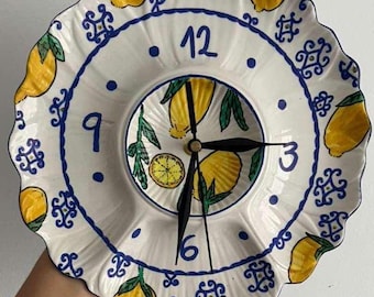 Handbemalte Zitrone Keramik Uhr, ausgebogter Teller, Amalfiküste Italienische Keramik