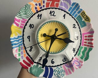 Horloge plate en céramique recyclée : mouvement à quartz silencieux, décoration d&#39;intérieur colorée