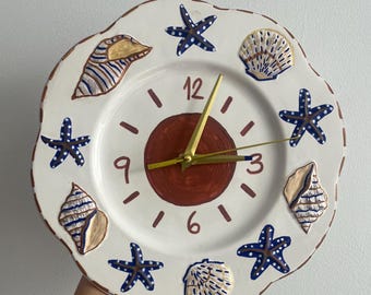 Horloge murale côtière en céramique : poterie représentant des animaux marins, décoration océanique faite main
