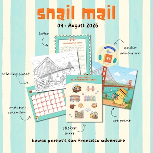 Może przedstawiać: Zestaw Snail Mail na 4 sierpnia 2026 r. z motywem Kawaii Parrot San Francisco Adventure. Zawiera list, kolorowankę, niedatowany kalendarz, arkusz naklejek, wydruk artystyczny oraz ikonę przygody audio na paskowanym tle.