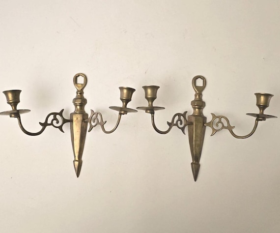ヴィンテージ真鍮製壁掛けキャンドル燭台：華やかな3本アームの燭台