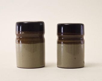 Vintage Beauceware zout- en peperstel Canadees aardewerk bruin druppelglazuur uit het midden van de eeuw Quebec keramiek
