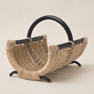 Vintage Mid-Century Modern Magazine Rack – Woven Rattan and Black Iron Holder – Boho Minimalist Storage Basket – Retro Decor for Living Room