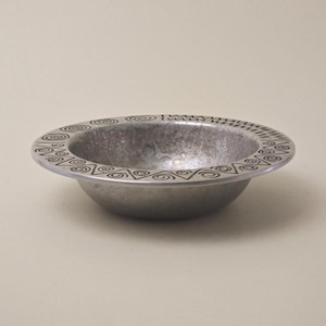 Wilton Armetale Pewter Serving Bowl: &quot;Reggae&quot; Pattern