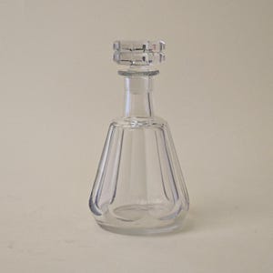 Baccarat Talleyrand Crystal Decanter – Vintage French Crystal Barware – Mid Century Luxury Liquor Bottle – 20th Century Baccarat Glassware