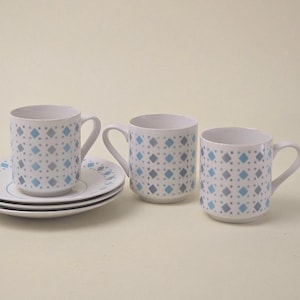 Set van 3 vintage theekopjes en schoteltjes van mikasa-steengoed – blauw en grijs geometrisch patroon – jaren 60 mod midden van de eeuw moderne kopjes – Japans aardewerk