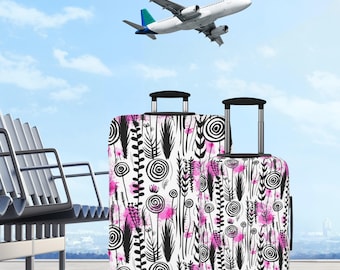 Różowo-czarny pokrowiec na bagaż z kwiatowym wzorem. Akcesorium podróżne w spiralne kwiaty. Dostępny w 3 rozmiarach. Prezent na wakacje. Ochraniacz na torbę.