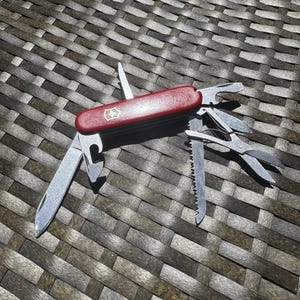 Vintage VICTORINOX SWISS ARMY Knife Victoria Officier Suisse