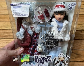 MGA ENTERTAINMENT Bratz Wintertime Wonderland Collection Jade 2003 TOTY 1st Ed.