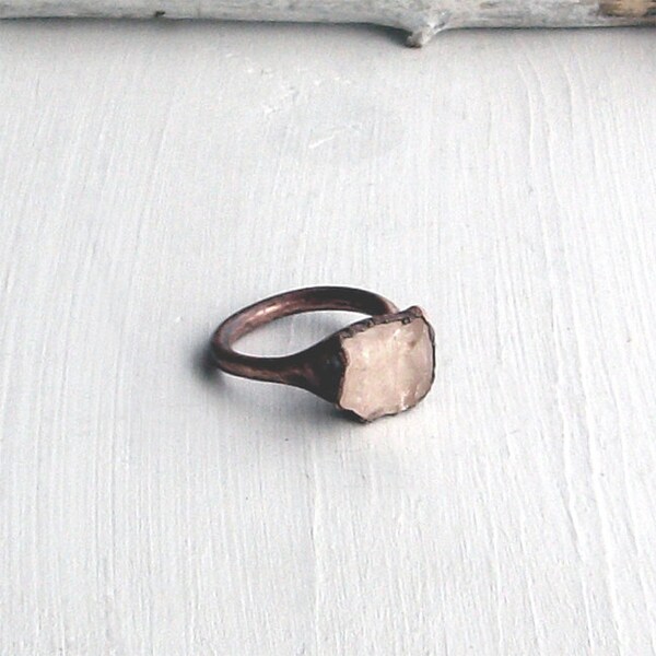 Morganite Ring Gemstone Ring Cocktail Ring Beryl Ring Copper Ring Peach Mineral Stone Ring Artisan Raw Organic