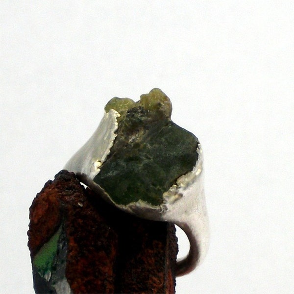 Silver Apatite Ring Modern Raw Grass Green Artisan