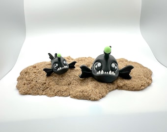 3D Printed Angler Fish: Articulated Desk Decoration