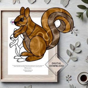 Padrão de apanhador de sol de vitral de animal esquilo - Download digital para arte em vidro faça você mesmo, janelas, painéis