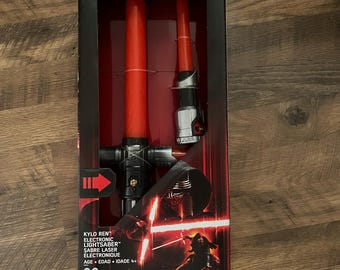 Star Wars The Force Awakens Kylo Ren Deluxe elektronisch lichtzwaard