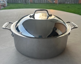 All-Clad Metalcrafters 3 Ply 8 Bonded Qt Stock Pot W/Lid With Stainless Interior, blemish on exterior but brand new