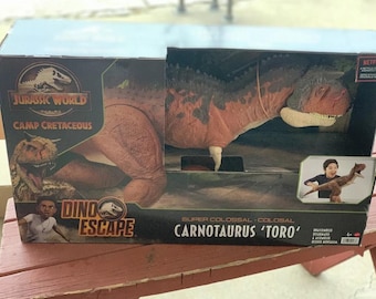 Jurassic World Colossal Carnotaurus Toro Dinosaur Figure Camp Cretaceous 36in