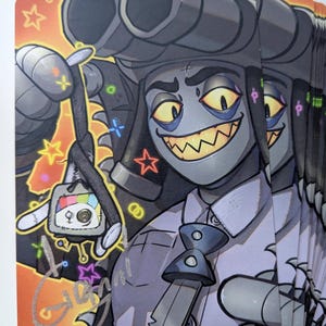 以下が含まれることがあります： グレーの肌色で、白いシャツと蝶ネクタイを着た漫画のキャラクターが描かれたイラストカードの束。キャラクターは黄色い目をし、大きく笑っています。カードは星やその他の形でカラフルにデザインされています。