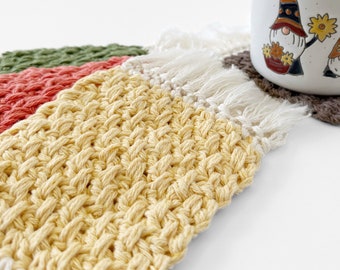 Crochet Pattern Mug Rug Coaster Perfect Farmhouse Decor, Handmade Gift for Mom, Housewarming Gift Crochet Coaster Set Made With Cotton Yarn