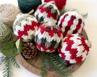 Christmas Crochet Pattern -  Country Charm Crochet Bauble Cover Pattern - Crochet Christmas Ornament Pattern