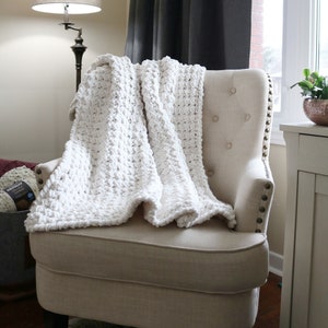 Crochet Blanket Pattern, The Bernat Blanket Throw, Easy Crochet Blanket and Video Tutorial, Crochet Throw Pattern for Beginners image 8