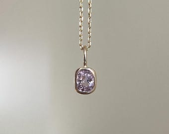 14K Solid Gold 0.62 Carat Natural Light Purple Spinel Charm Fine Jewelry Pendant