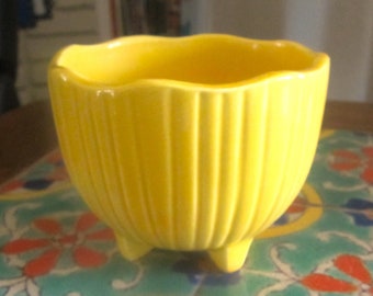 MT. CLEMENS Yellow Pottery Vase Pot Planter