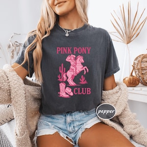 Pink Pony Club Comfort Colors T-Shirt, Aesthetic Retro Western Graphic Tee, Vintage Cowgirl Shirt, Cute Pastel Horse Shirt for Women