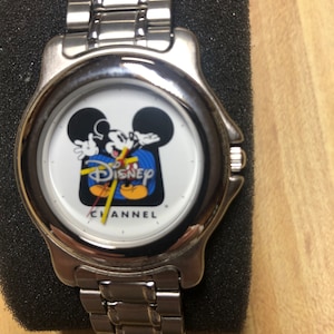 Vintage, Disney Channel - Mickey Mouse Quartz Watch, Silver Tone w/ Original Box