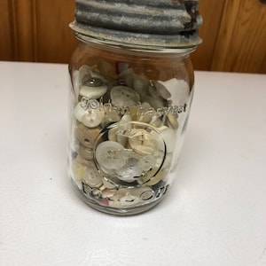 Vintage Pint Mason Canning Jar with Metal Lid filled with Buttons