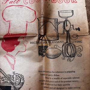 Livro de receitas de jornal VTG 1966, scrapbook, lixo, diário, efêmeras, colagens, enfeites, anúncios VTG