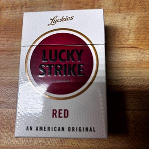 One (1) Empty Lucky Strike Cigarette Pack for the Cigarette Collector (no  Cigarettes)