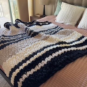 Baby Blanket, Chunky Blanket,  Hand Knit Blanket, Home decor, Gift idea