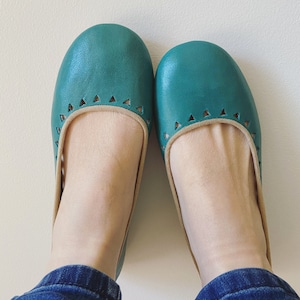 Cut out shoes flats 2025