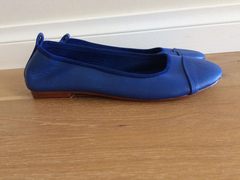 flat cobalt blue shoes