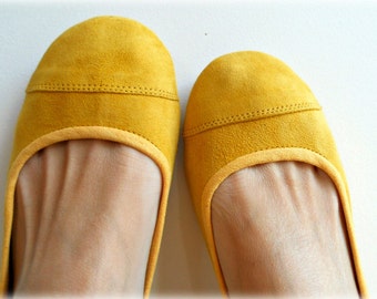 MAAN. Lemon Zest flats/damesschoenen/suède platte schoenen/damesflats/gele ballerina's. Verkrijgbaar in verschillende kleuren