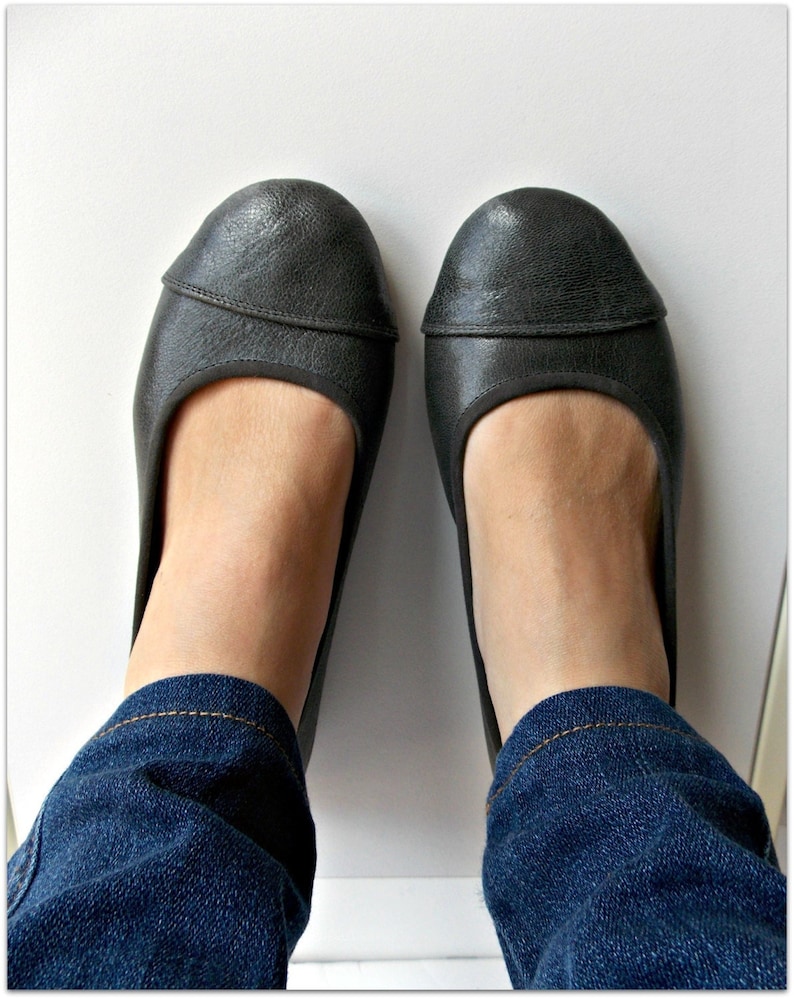 LUNAR. Grey flats / women shoes / leather flat shoes / women flats / Gunmetal grey leather flats. Available in different colours image 1