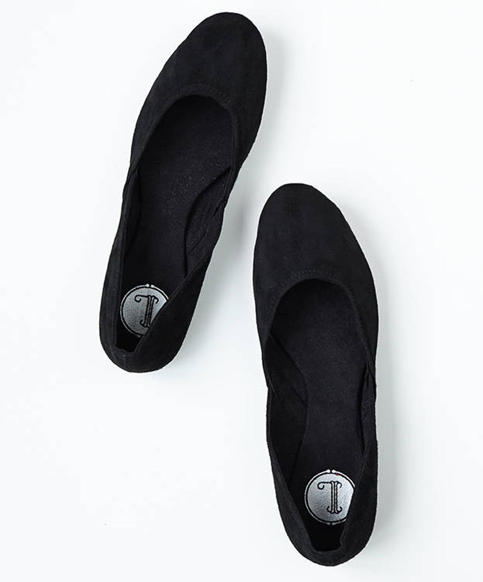 maya. black suede flats/ pointy toe shoes/ ballet flats/ women's shoes.